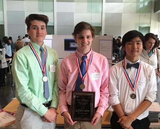 WALTON STUDENTS TAKE TOP HONORS IN TECH CHALLENGE