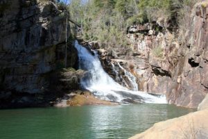 THE ULTIMATE GEORGIA WATERFALLS ROAD TRIP IS HERE—AND ANYONE CAN DO IT 8