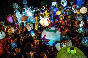 FRUGAL FUNMOM ACTIVITY OF THE DAY: SANDY SPRINGS LANTERN PARADE