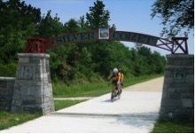 FRUGAL FUNMOM ACTIVITY OF THE DAY: BIKE RIDE ALONG SILVER COMET TRAIL