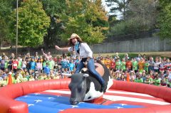 Shallowford Falls Elementary Principals Ride Mechanical Bull 4
