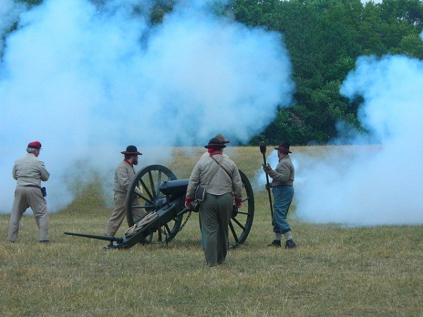 Frugal FunMom Field Trip of the Day for Saturday, June 24: See an Artillery Demonstration!