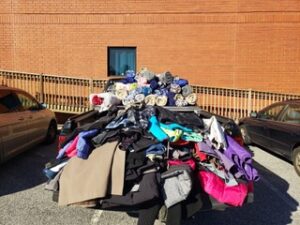 East Marietta Baseball Team Collects Jackets and Blankets for MUST Ministries 1
