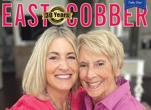 LOOK WHO’S ON THE COVER: AMY WYNNE REES & HER MOM BOBBI STRAUSS